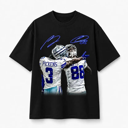 Vintage Close-Up Football Athlete Signature Graphic Unisex T-Shirt | Great Gift for Sports Fans